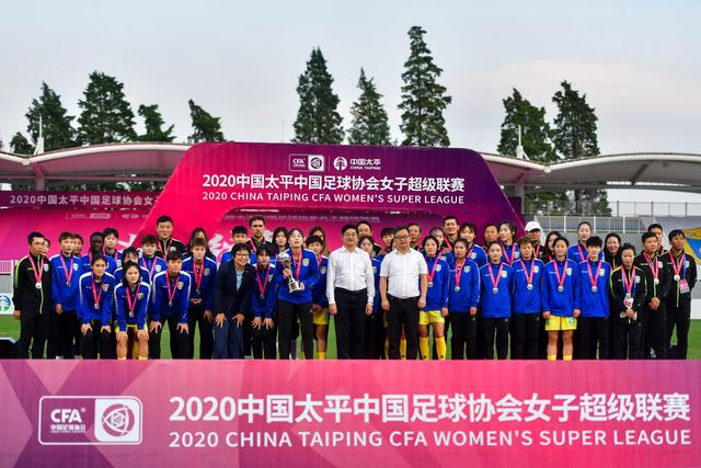 波尔津吉斯自曝接受脚踝手术 最快12月份复出