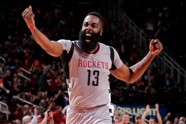 韩德君准绝杀辽宁1分险胜广州 广厦大胜四川